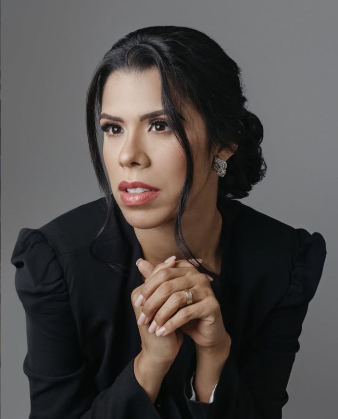 Foto da Dra. Fernanda Lopes